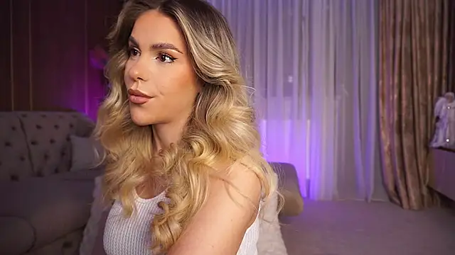 ChloeVelvetx online show from 12-04-25, 10:07