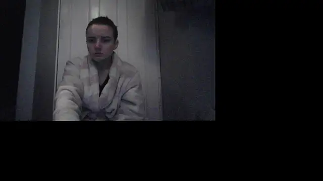 Snapshot of Amy01112 chatting on 12-20-25, 03:19 Amy01112 online show from 12-20-25, 03:19