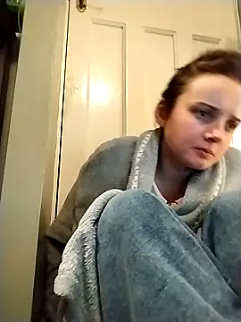 Snapshot of Amy01112 chatting on 02-06-26, 05:49 Amy01112 online show from 02-06-26, 05:49