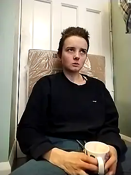 Snapshot of Amy01112 chatting on 02-12-26, 02:45 Amy01112 online show from 02-12-26, 02:45