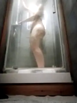 Snapshot of Amy01112 chatting on 03-04-26, 06:03 Amy01112 online show from 03-04-26, 06:03