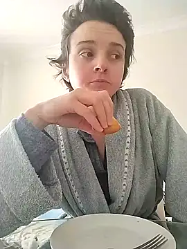 Amy01112 online show from 04-26-26, 12:47