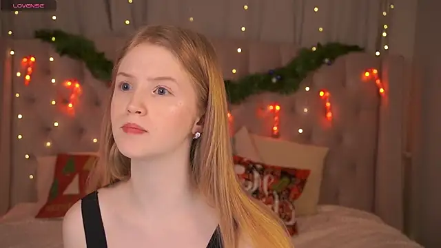 LilianHoward online show from 12-21-25, 12:12