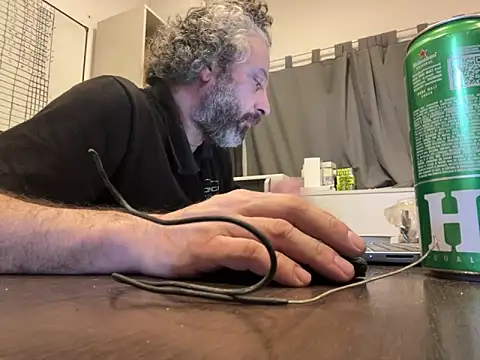 Petebulimia online show from 06-05-26, 07:14