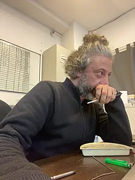 Petebulimia online show from 06-07-26, 06:50