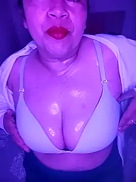 Snapshot of pamela_08 chatting on 12-03-25, 02:08 pamela 08 online show from 12-03-25, 02:08