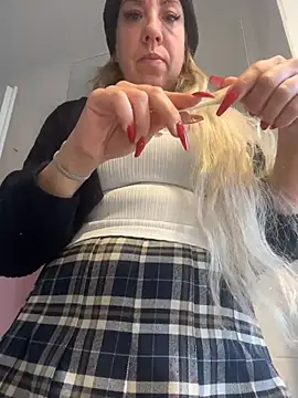 balkanmistress online show from 12-14-25, 10:09