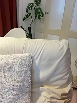 nayomi 34f online show from 04-09-26, 06:19