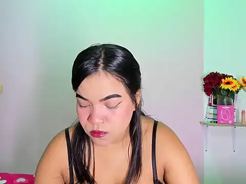 18teenssexy online show from 03-06-26, 12:01