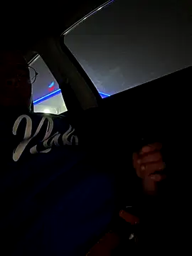 ValuedConcept687 online show from 12-17-25, 04:18