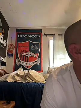 ValuedConcept687 online show from 04-25-26, 06:05