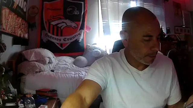 ValuedConcept687 online show from 06-10-26, 02:01