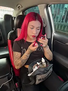 Snapshot of Scarlett_firee chatting on 12-15-25, 05:39 Scarlett firee online show from 12-15-25, 05:39