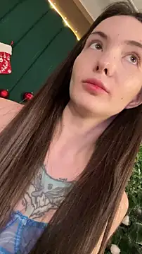 Snapshot of KaylaGraceful chatting on 12-18-25, 01:06 KaylaGraceful online show from 12-18-25, 01:06