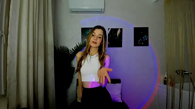 MidnighteAura online show from 01-16-26, 03:32