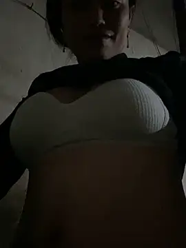 Snapshot of Lilik2 chatting on 12-04-25, 08:50 Lilik2 online show from 12-04-25, 08:50