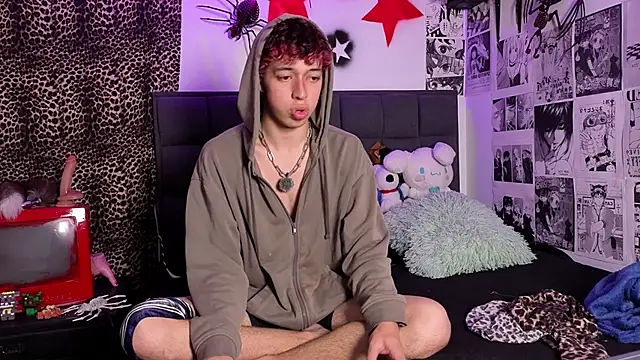 Snapshot of Otter_Starr chatting on 12-03-25, 03:03 Otter Starr online show from 12-03-25, 03:03