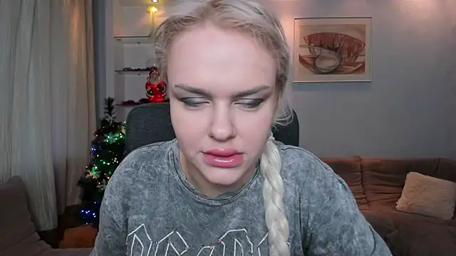 KamillaJei online show from 12-23-25, 06:22