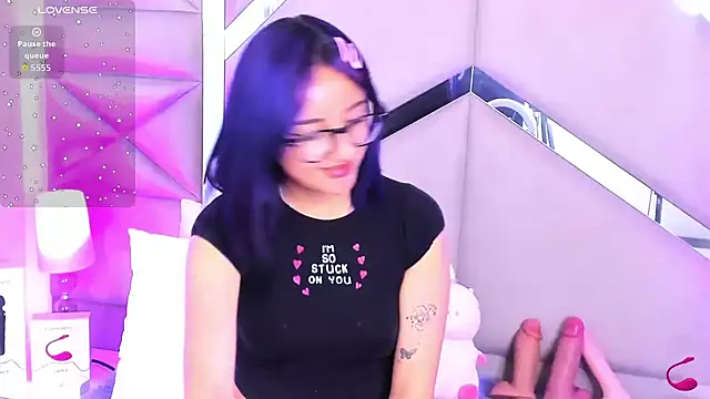 Dreammy Kitty online show from 04-06-26, 02:07