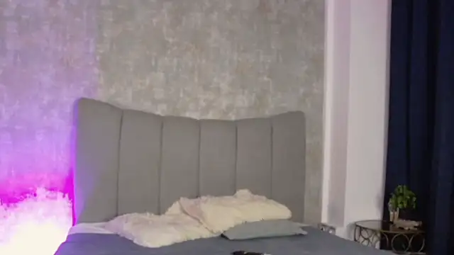 LucyRayy online show from 02-15-26, 07:43