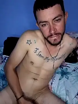 Snapshot of 30_GLADIADOR chatting on 12-05-25, 02:09 30 GLADIADOR online show from 12-05-25, 02:09