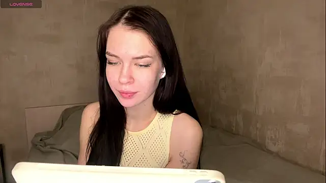 ElliRusk online show from 01-11-26, 07:19