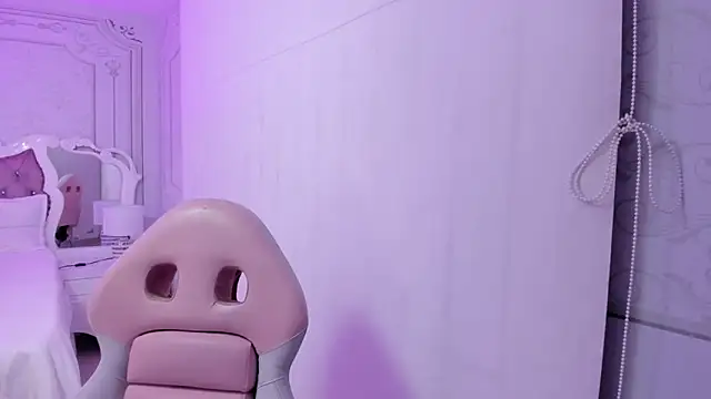 Miss dare online show from 04-18-26, 10:08