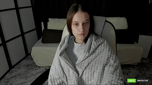 KrisDoeil online show from 12-14-25, 02:06