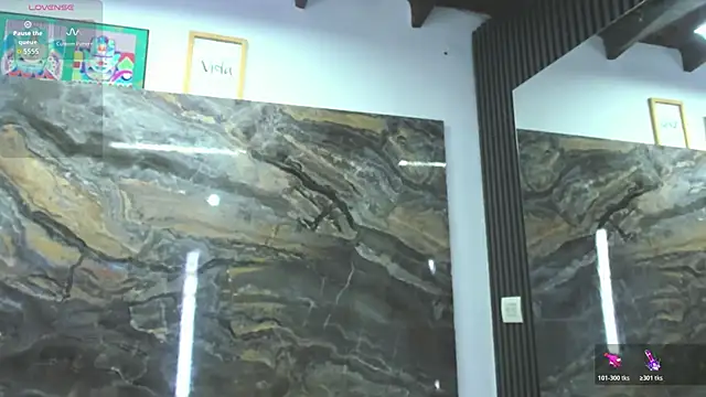 Snapshot of Evy_connor chatting on 12-17-25, 11:27 Evy connor online show from 12-17-25, 11:27