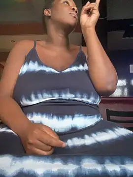 Snapshot of GiantClithpee chatting on 12-25-24, 09:00 GiantClithpee online show from 12-25-24, 09:00