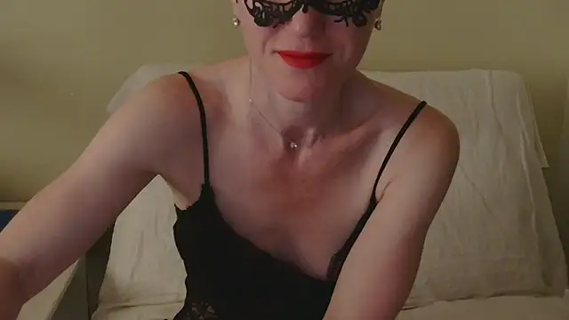 Snapshot of AuroraAG chatting on 07-20-26, 10:39 AuroraAG online show from 07-20-26, 10:39