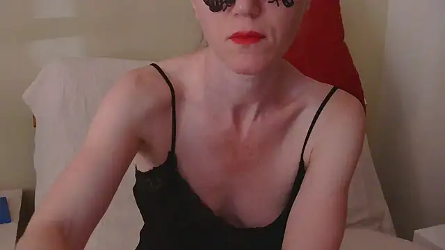 Snapshot of AuroraAG chatting on 07-22-26, 10:40 AuroraAG online show from 07-22-26, 10:40