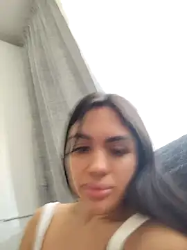 SiennaLuxexx online show from 04-02-26, 10:46