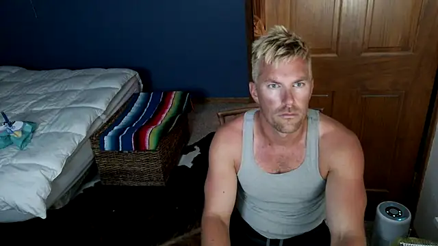 Snapshot of SpunRedneck chatting on 06-07-26, 02:16 SpunRedneck online show from 06-07-26, 02:16