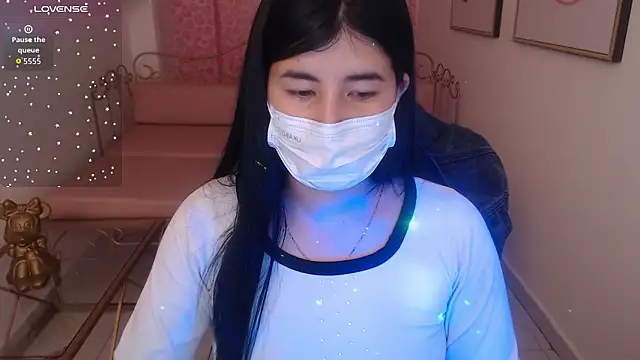 Nina harpper  online show from 02-05-26, 01:05