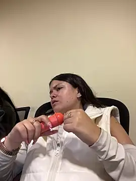 Camila Duarte2 online show from 03-04-26, 01:28