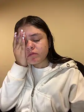 Camila Duarte2 online show from 03-18-26, 01:47