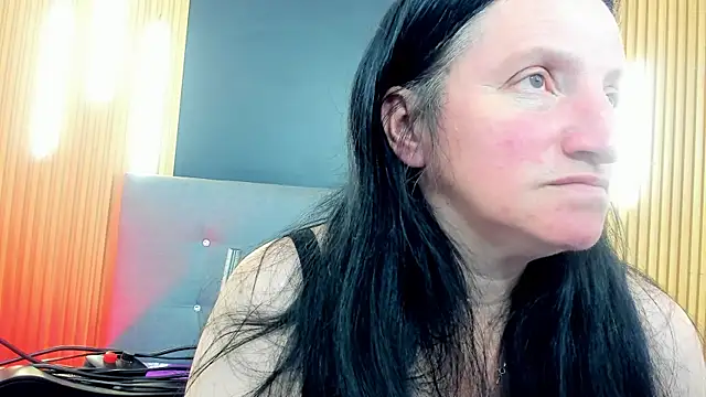 Andre cloefoxx  online show from 03-30-26, 04:02