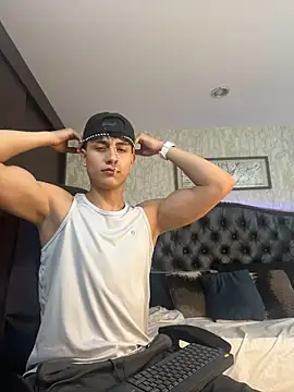 Lander Cruz online show from 04-14-26, 08:26