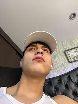 Lander Cruz online show from 04-22-26, 07:26