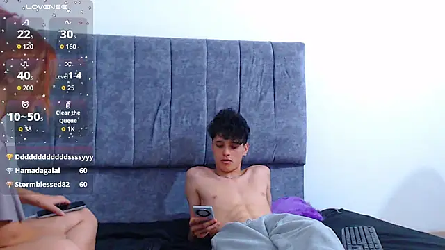 hottie couplee online show from 03-05-26, 02:40