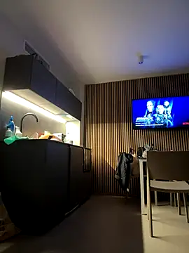 Snapshot of andresbale chatting on 12-18-25, 10:16 andresbale online show from 12-18-25, 10:16