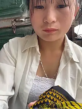 Maiphu34 online show from 04-21-26, 03:13