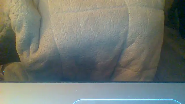Snapshot of moneymaker50 chatting on 06-25-26, 05:12 moneymaker50 online show from 06-25-26, 05:12