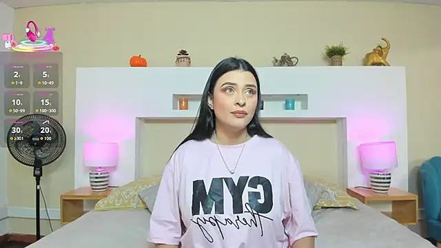 Snapshot of AnikaRomanoff_ chatting on 12-15-25, 11:25 AnikaRomanoff online show from 12-15-25, 11:25