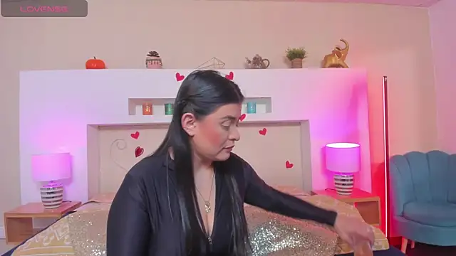 AnikaRomanoff  online show from 03-18-26, 11:35