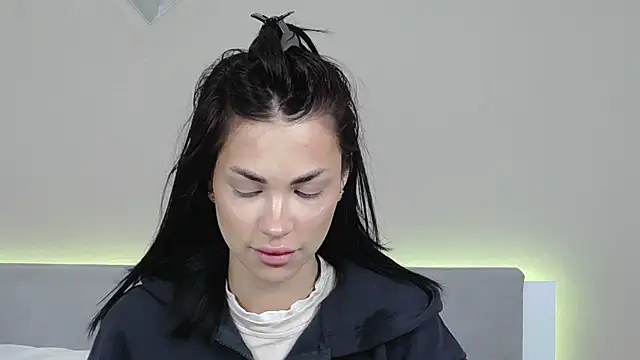 RachaelMils online show from 02-18-26, 04:08