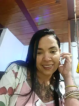 Sophialewuis online show from 12-05-25, 04:21