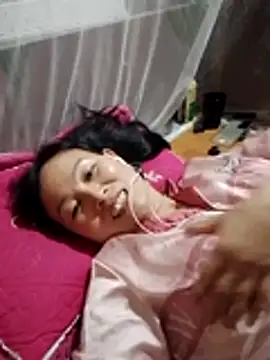 Lili-123k online show from 04-21-26, 05:14