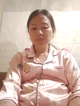 Lili-123k online show from 04-25-26, 01:41